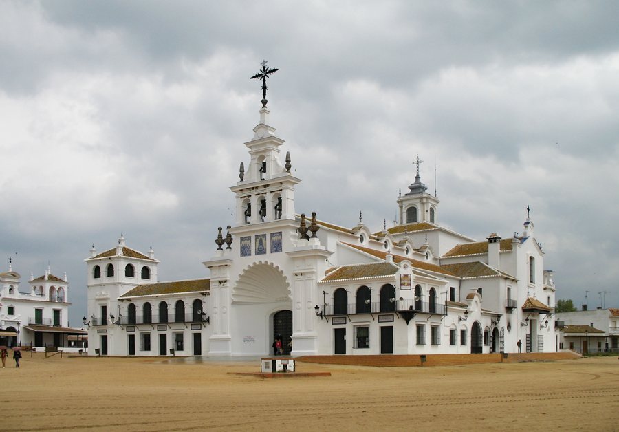 File:El Rocio church R04.jpg