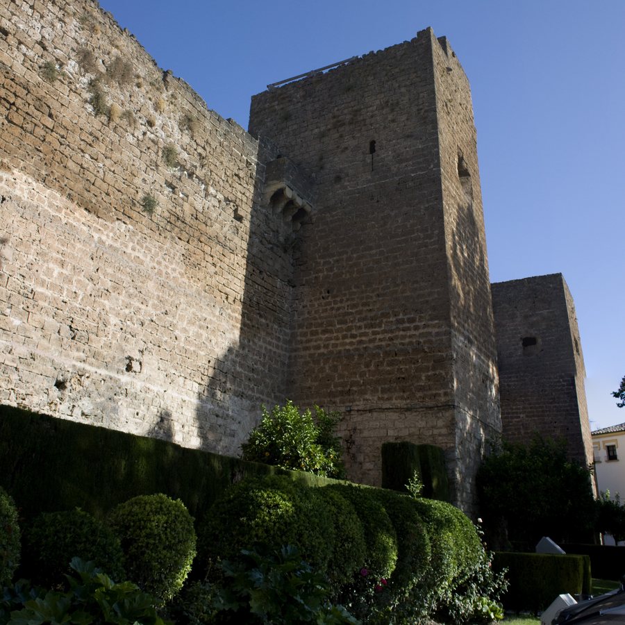 File:Priego de Córdoba-Castillo 2-20110918-09573.jpg