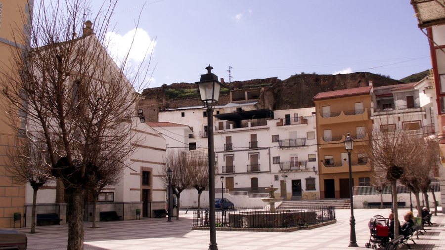 File:Zújar, en Granada (España).jpg