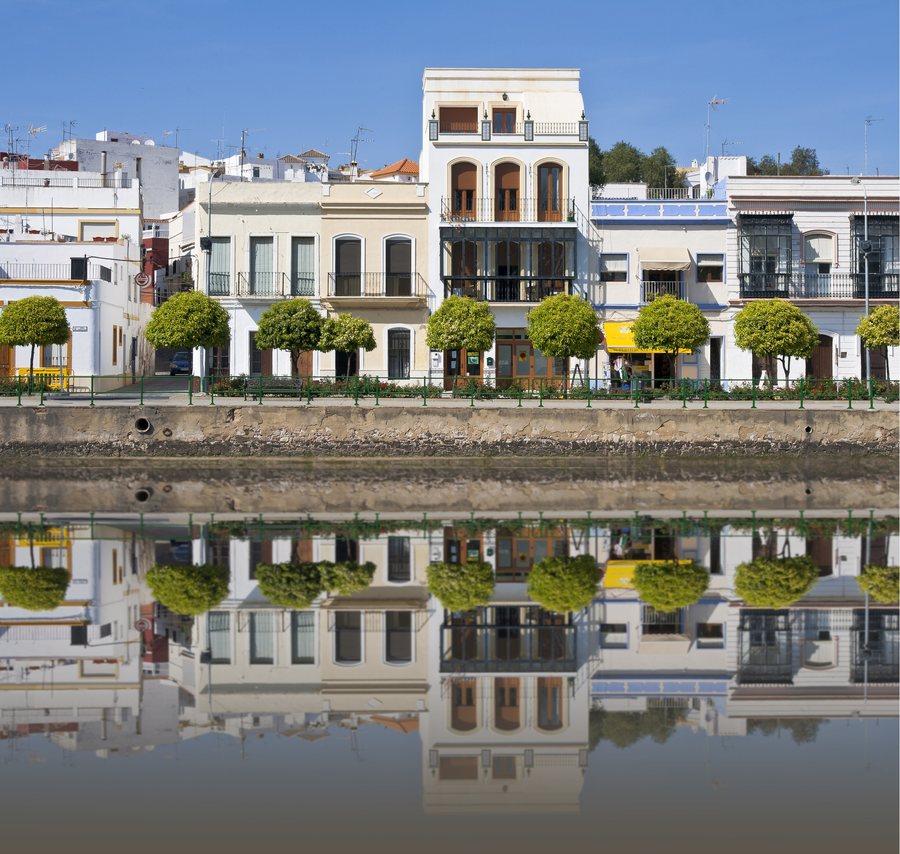 File:Ayamonte reflected.jpg