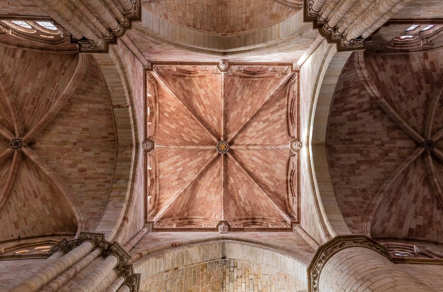 File:Catedral de Santa María, Sigüenza, España, 2015-12-28, DD 118-120 HDR.JPG