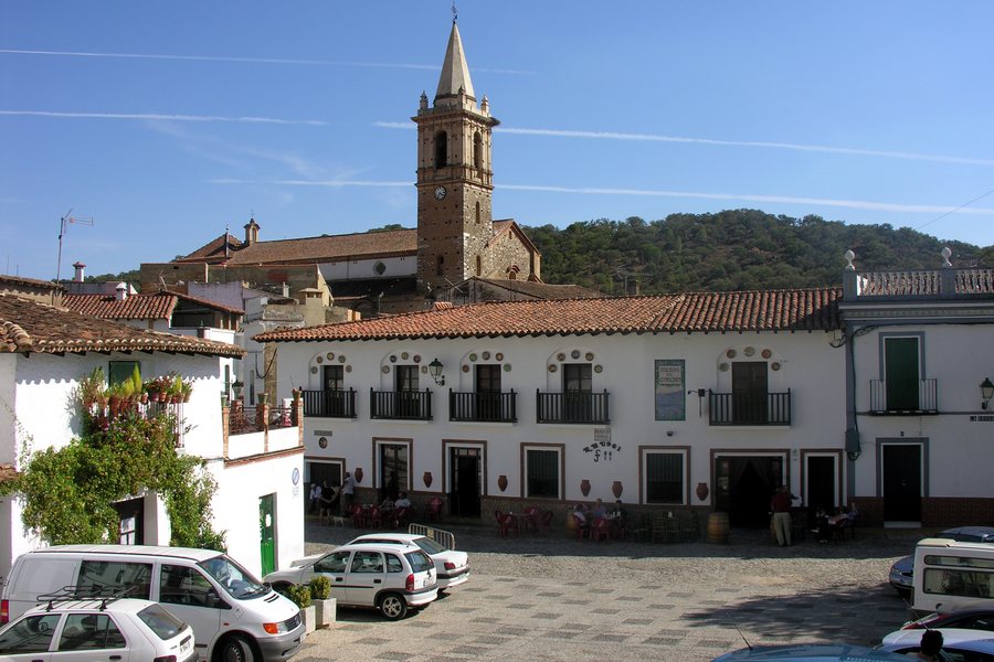 File:Alajar, Andalucia, Spain, 27 September 2005.jpg