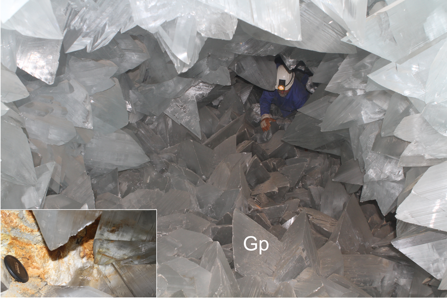 File:Geode of Pulpí interior.png