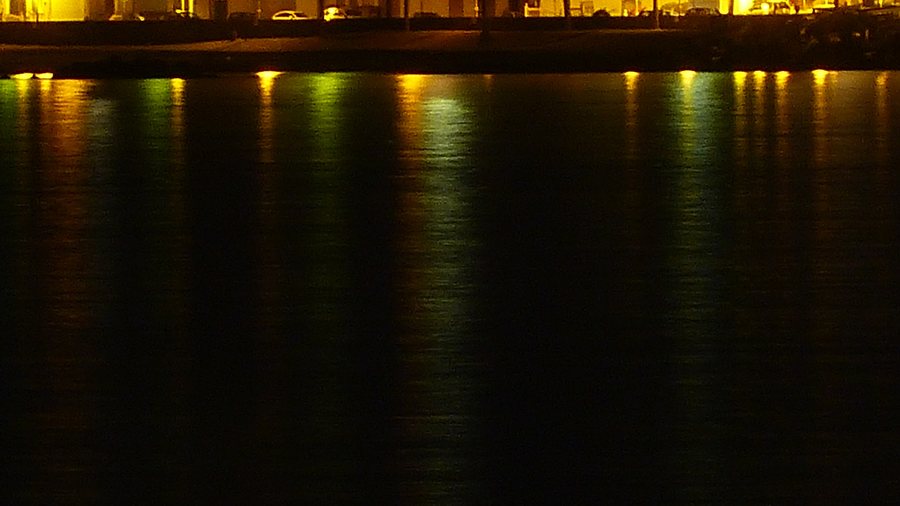 File:REFLEJO CASTELL DE FERRO.GRANADA.jpg