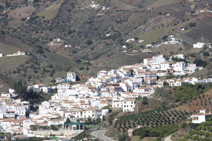 File:Almáchar, view to El Borge, image 2.jpg