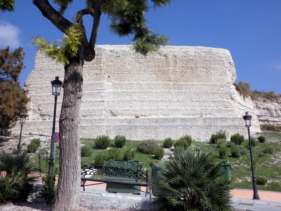 File:Castillo de Lebrija 001.jpg