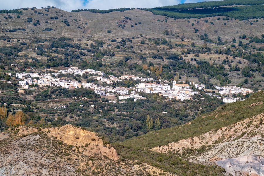 File:2023-11-07 Mecina-Bombaron.jpg