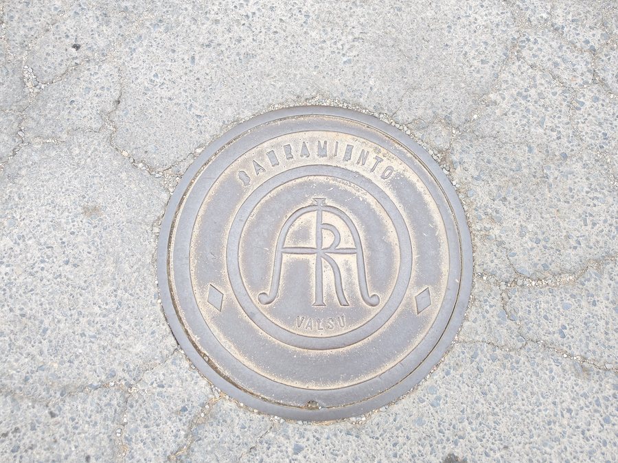 File:Tapa de registro de Gérgal 20210924 04.jpg