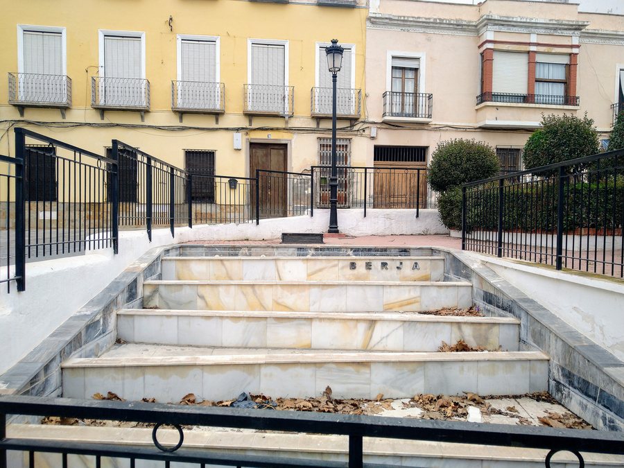 File:Fuente de Berja 20210307 04.jpg
