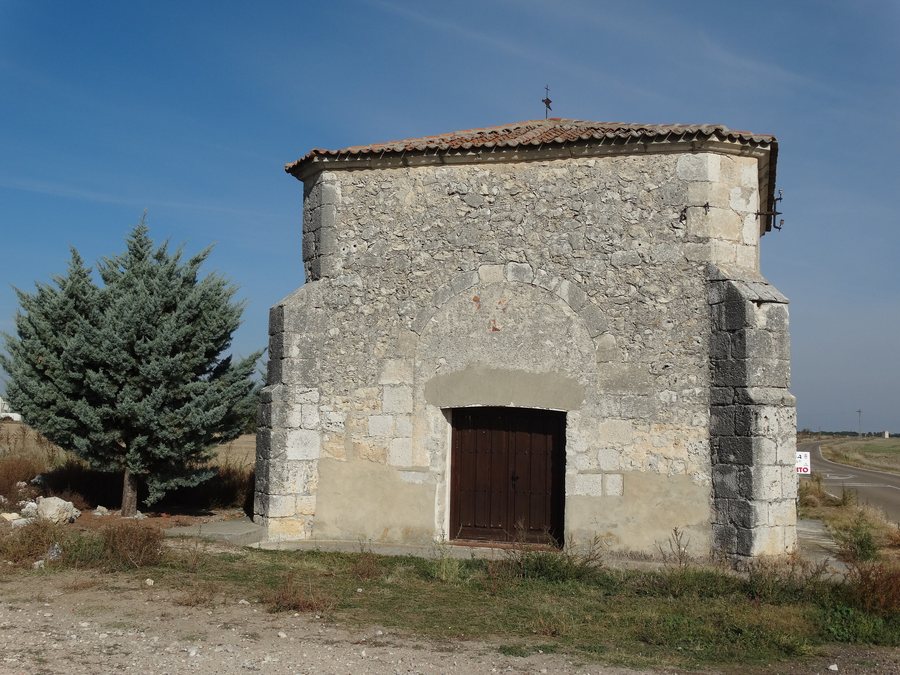 File:11a La Parrilla humilladero Cristo by Lou.jpg