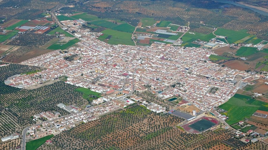File:Marmolejo, en Jaén (España).jpg