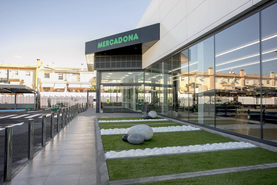File:Mercadona en Peligros (Granada).jpg
